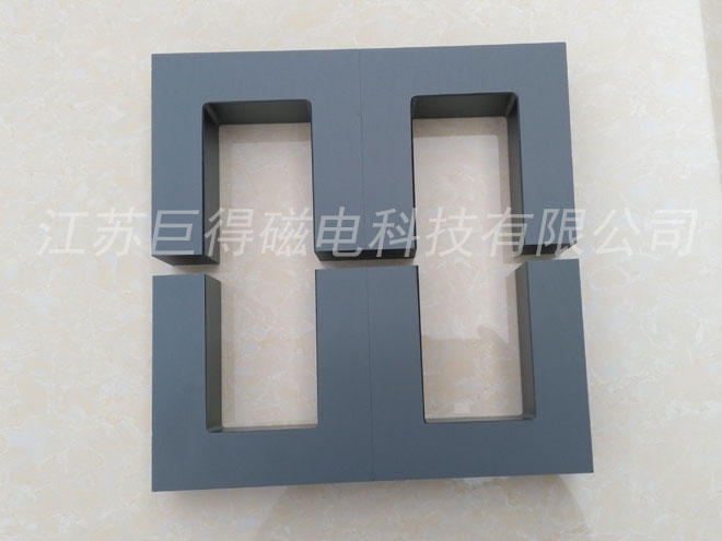 EE240 磁芯
